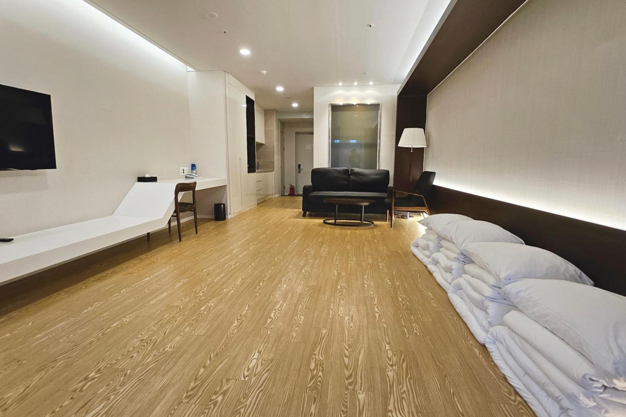 The Qube Resort Jeju Seogwipo Eksteriør billede
