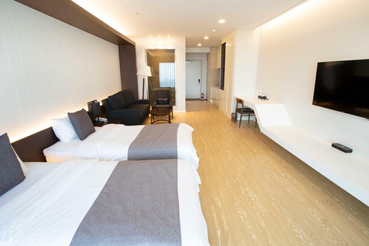 The Qube Resort Jeju Seogwipo Eksteriør billede