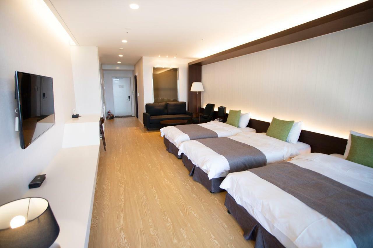 The Qube Resort Jeju Seogwipo Eksteriør billede